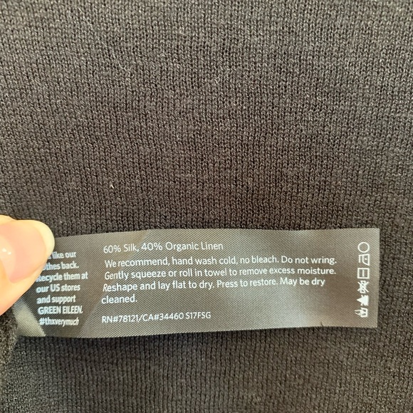 Eileen Fisher top, Washable Silk and Organic Linen, Size XS - Picture 3 of 7